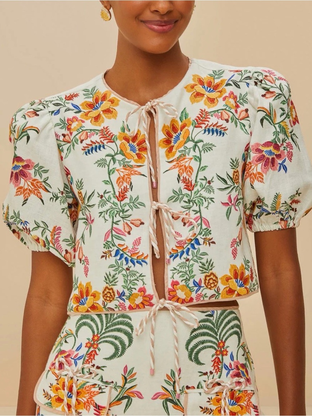 FARM RIO Blouse NWT - Design: Delicate Forest Scarves